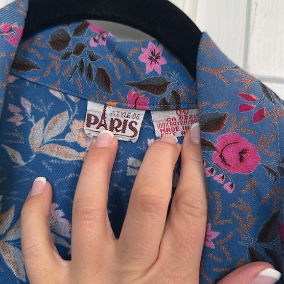 Style De Paris floral cardigan size medium - Picture 3 of 3